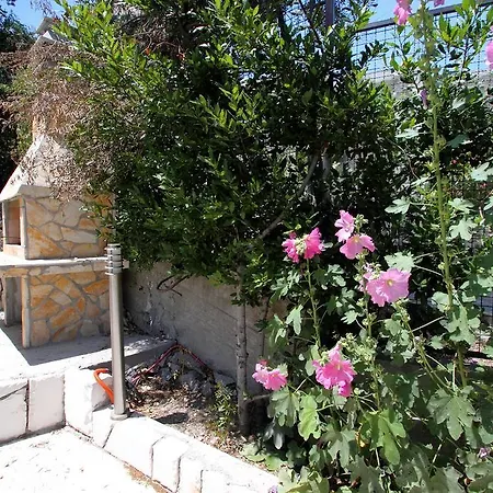 Apartman On The Sea Rock Slano