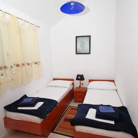 Apartment On The Sea Rock Slano