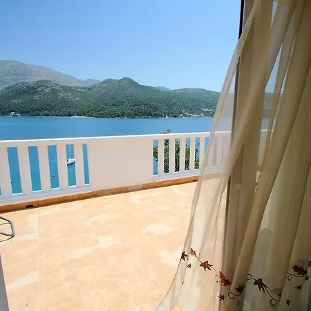 Apartment On The Sea Rock *